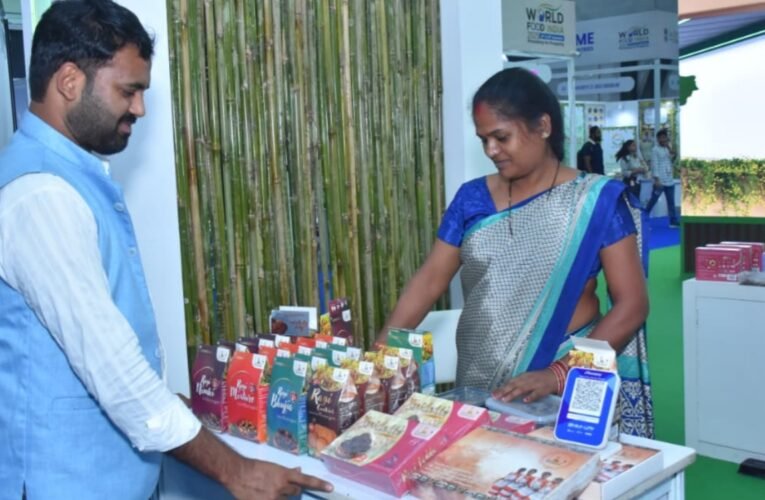 वर्ल्ड फूड इंडिया 2025: झारखंड पवेलियन के प्राकृतिक उत्पाद बने आकर्षण का केंद्र