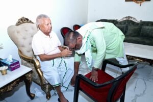 पटना: मुख्यमंत्री हेमंत सोरेन ने की लालू प्रसाद यादव से मुलाकात, सामाजिक न्याय और क्षेत्रीय विकास पर हुई चर्चा 5 IMG 20250901 WA0019