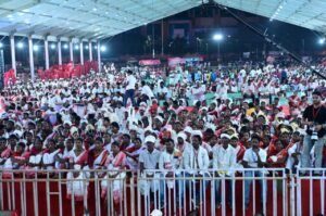 रांची: मुख्यमंत्री हेमन्त सोरेन ने ‘करम पूर्व संध्या समारोह-2025’ में लिया हिस्सा, आदिवासी संस्कृति को बढ़ाने पर दिया जोर 4 IMG 20250902 WA0014