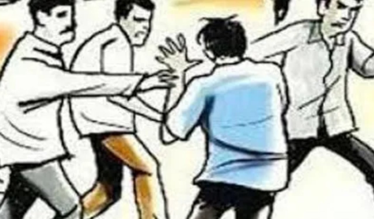 पूर्व सीएम बाबूलाल मरांडी की पत्नी और बहू के साथ बदसलूकी, चालक पर हमला; पीड़िता ने दर्ज कराई FIR