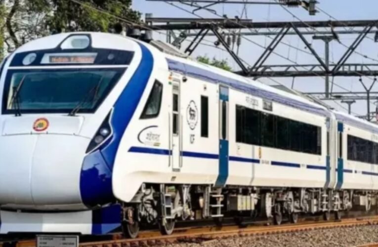 पूर्णिया में वंदे भारत एक्सप्रेस की चपेट में 4 युवकों की दर्दनाक मौत, कई घायल