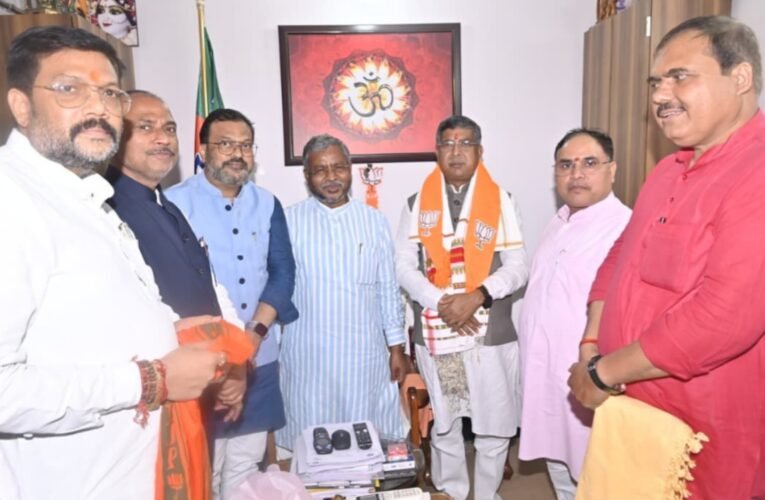 झारखंड भाजपा के नए कार्यकारी अध्यक्ष बने सांसद आदित्य साहू, प्रदेश कार्यालय में जोरदार स्वागत