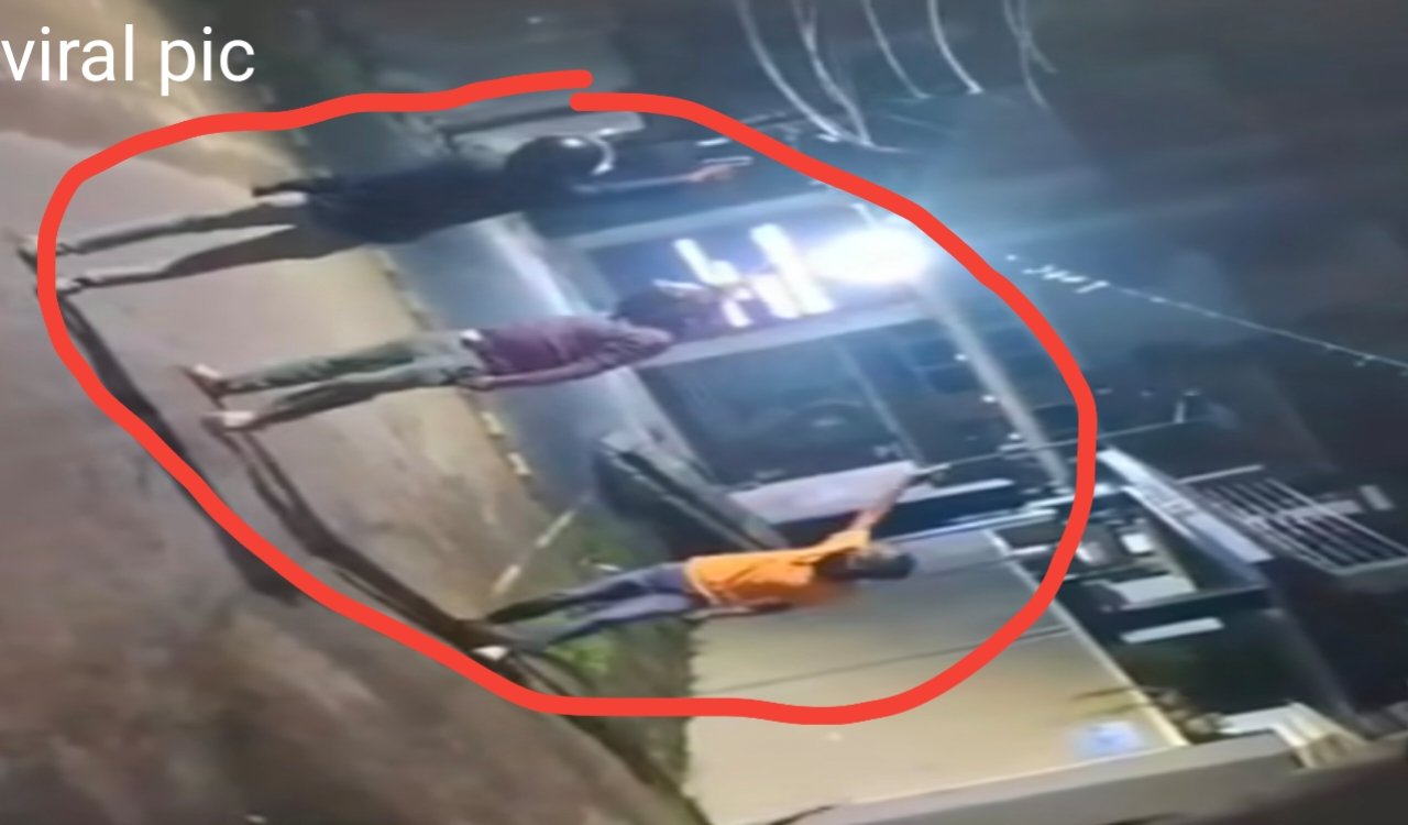 रांची के डोरंडा में अमन साव गैंग से जुड़े फायरिंग का देखे वायरल वीडियो: अपराधियों की बेखौफी या अफवाह? 4 20251005 190753