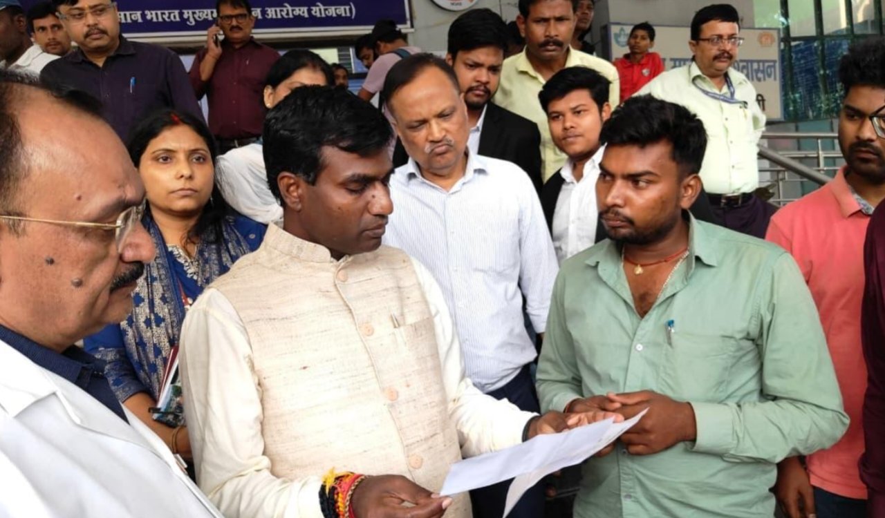 सदर अस्पताल, राँची का औचक निरीक्षण: उपायुक्त ने व्यवस्थाओं का लिया जायजा 20251007_200634