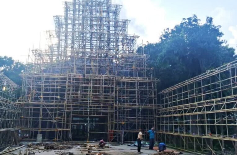 दुर्गा पूजा पंडाल, गेट और तोरणद्वार दो दिनों में हटाने का निर्देश: जिला प्रशासन