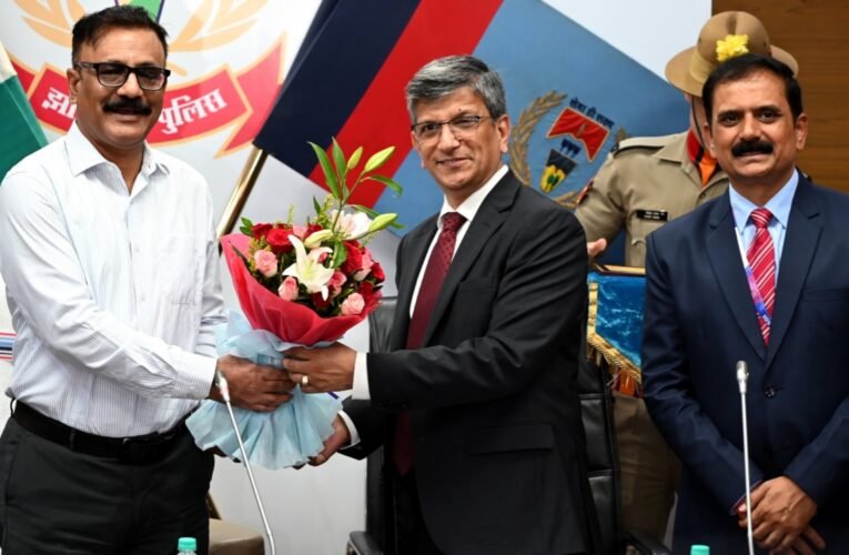 झारखण्ड पुलिस और भारतीय स्टेट बैंक के बीच MoU में विस्तार: पुलिसकर्मियों के लिए नई बीमा सुविधा