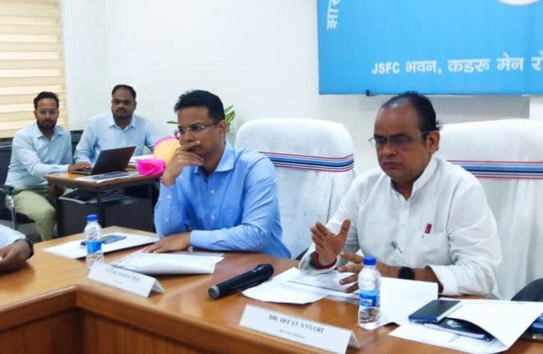 झारखंड सरकार का बड़ा ऐलान: त्योहारों से पहले गरीबों की थाली में मिठास, दाल और वस्त्रों की सौगात