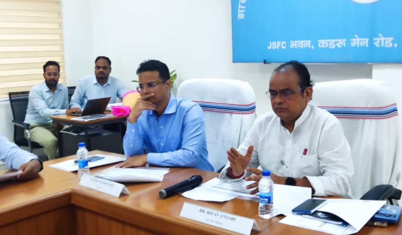 झारखंड सरकार का बड़ा ऐलान: त्योहारों से पहले गरीबों की थाली में मिठास, दाल और वस्त्रों की सौगात 1 20251010 210613