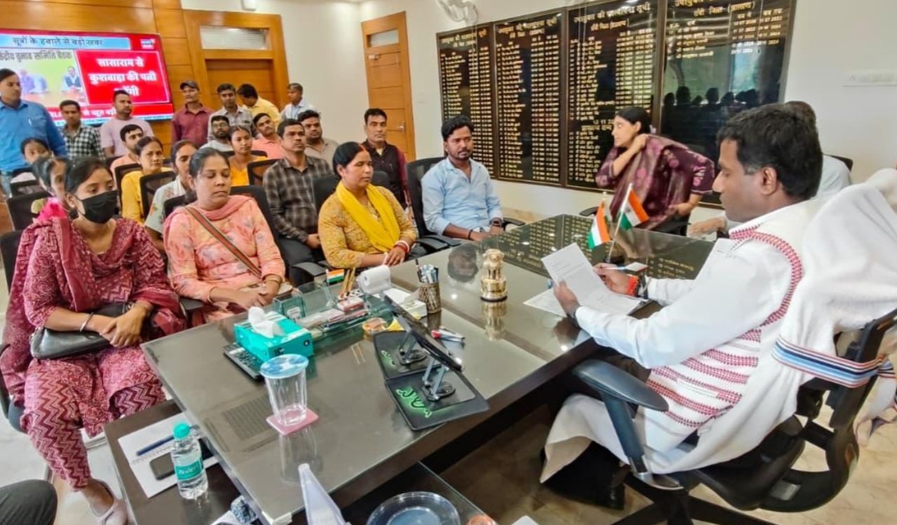 उपायुक्त मंजूनाथ भजन्त्री का जनता दरबार: बीमार बच्ची के इलाज से लेकर भ्रष्टाचार पर सख्ती तक, त्वरित कार्रवाई 3 20251013 212945