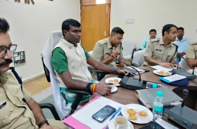 दीपावली, काली पूजा और छठ पर्व 2025: रांची में व्यापक तैयारियों के लिए उपायुक्त की अध्यक्षता में बैठक