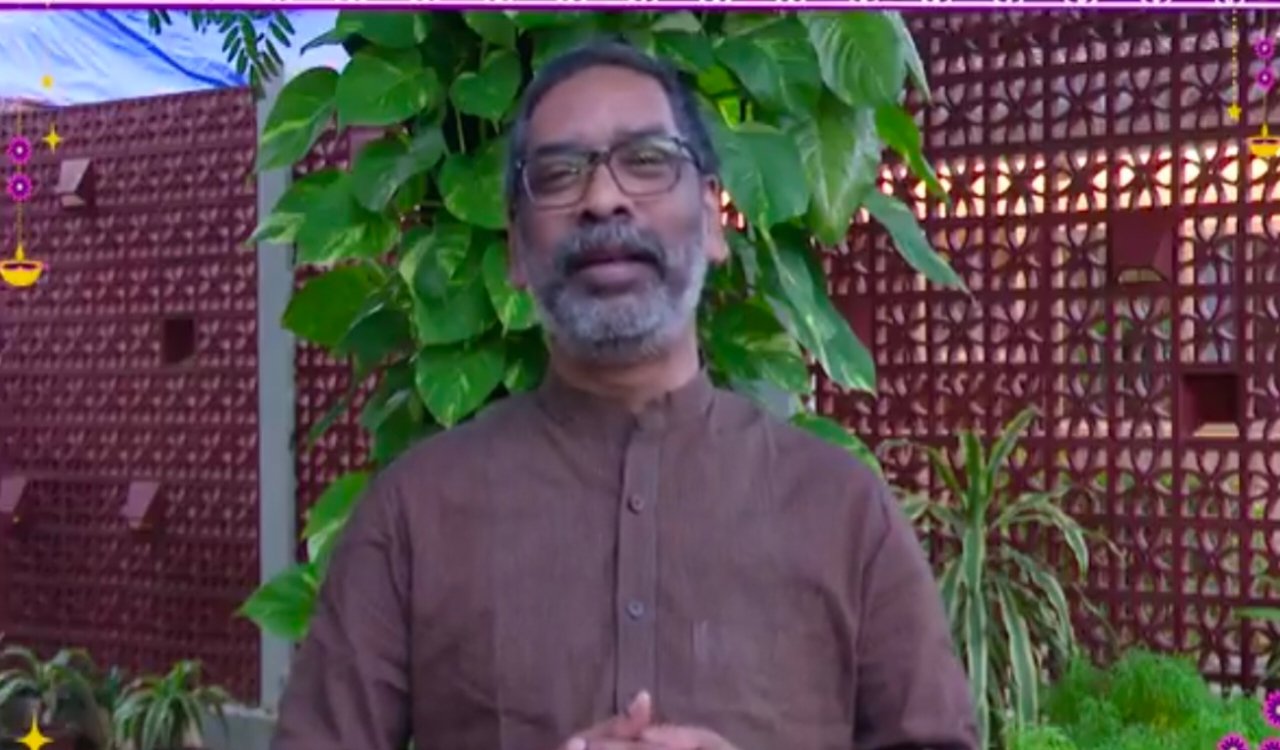 धनतेरस के साथ त्योहारों का आगमन, सीएम हेमंत सोरेन ने मइयां सम्मान योजना से बढ़ाई महिलाओं की खुशी 1 20251018 210218