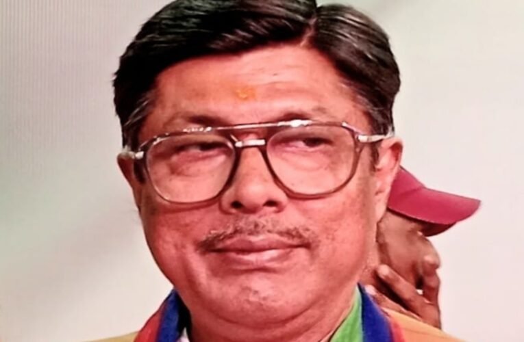 आजसू का झामुमो पर तीखा हमला: बिहार में सीट नहीं मिलने पर राजद-कांग्रेस को सरकार से बाहर करने की मांग