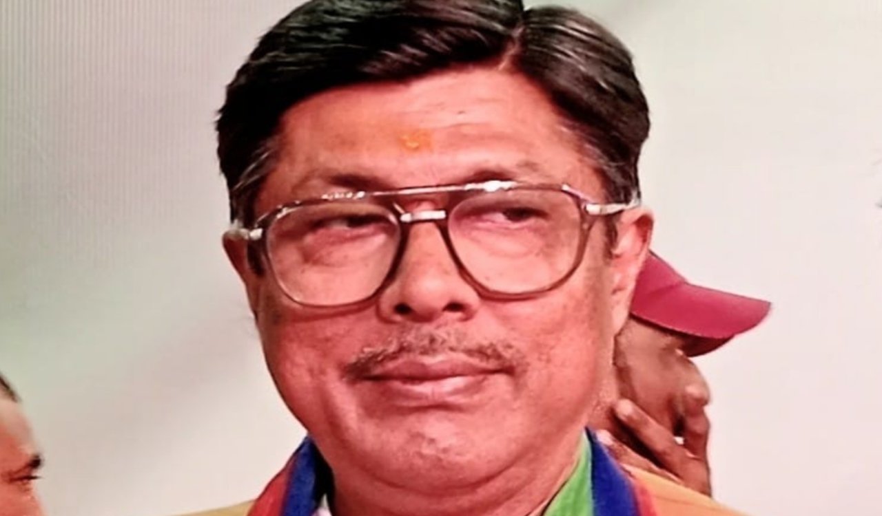 आजसू का झामुमो पर तीखा हमला: बिहार में सीट नहीं मिलने पर राजद-कांग्रेस को सरकार से बाहर करने की मांग 4 20251021 213305