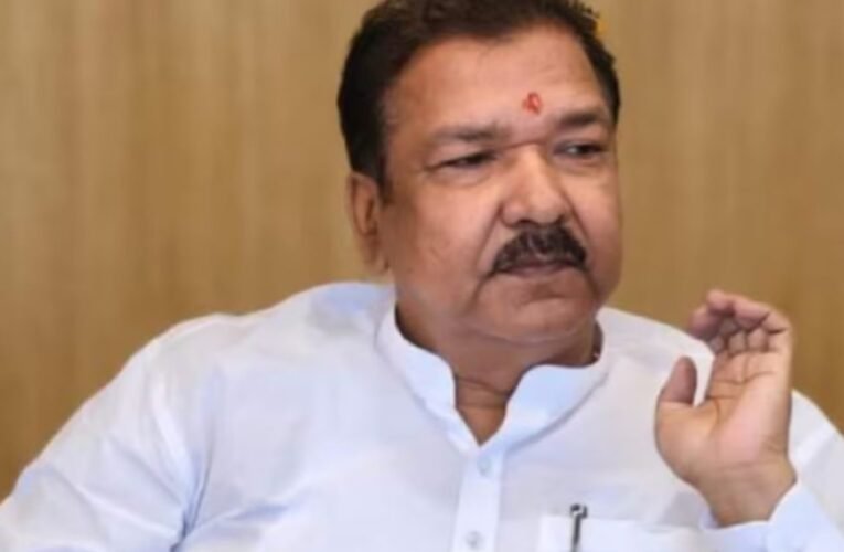 दिलीप जायसवाल का महागठबंधन पर तंज, कहा- ‘महा-लठबंधन’ बन गया है गठबंधन, टिकट बंटवारे से दिखा चाल-चरित्र