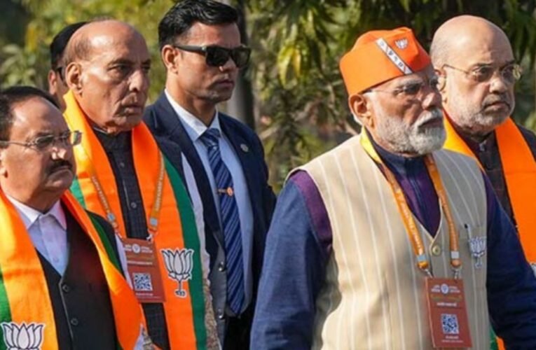 बिहार चुनाव 2025: अमित शाह आज पटना पहुंचेंगे, नड्डा और चौहान की भी चुनावी सभाएं, एनडीए का जोरदार प्रचार अभियान