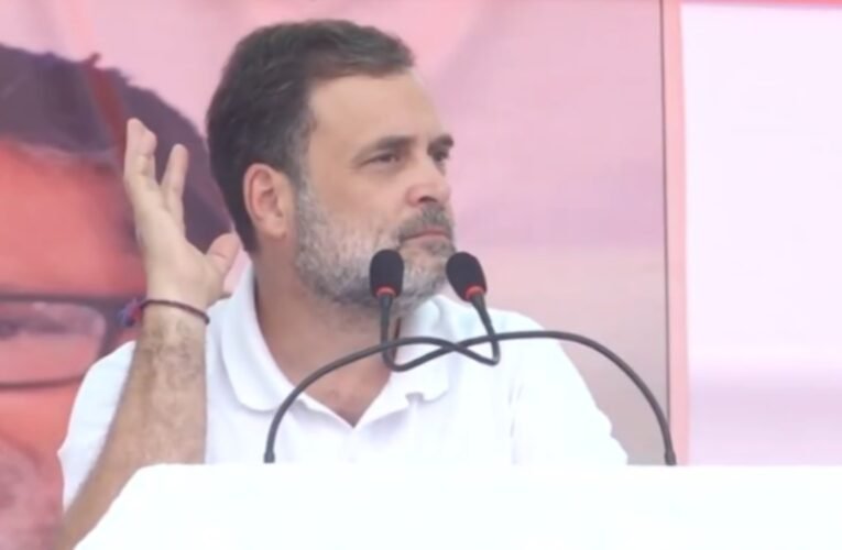 मुजफ्फरपुर रैली में राहुल गांधी का पीएम मोदी पर तीखा वार , ‘वोट के लिए स्टेज पर नाच भी देंगे’