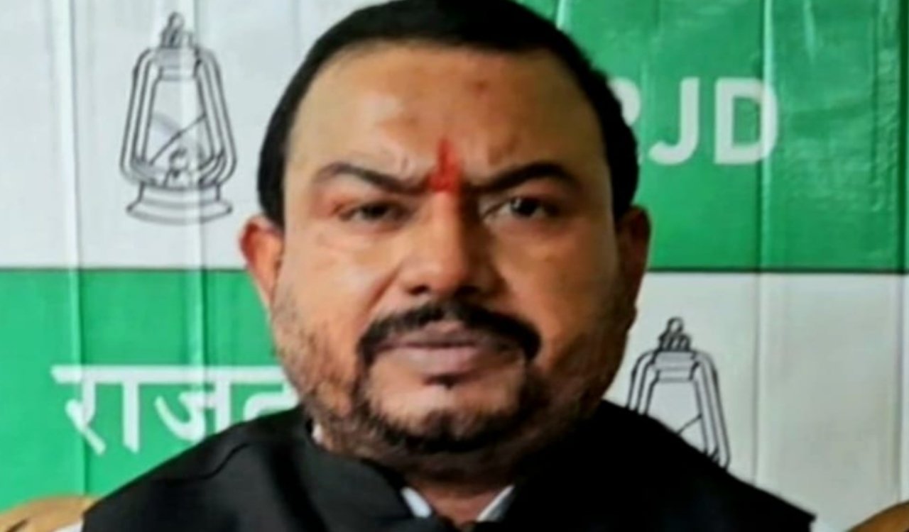 बिहार में अपराध बेलगाम, गुंडा राज कायम, बीजेपी-जेडीयू शासन पर बरसे राजद प्रवक्ता कैलाश यादव 4 20251031 152747