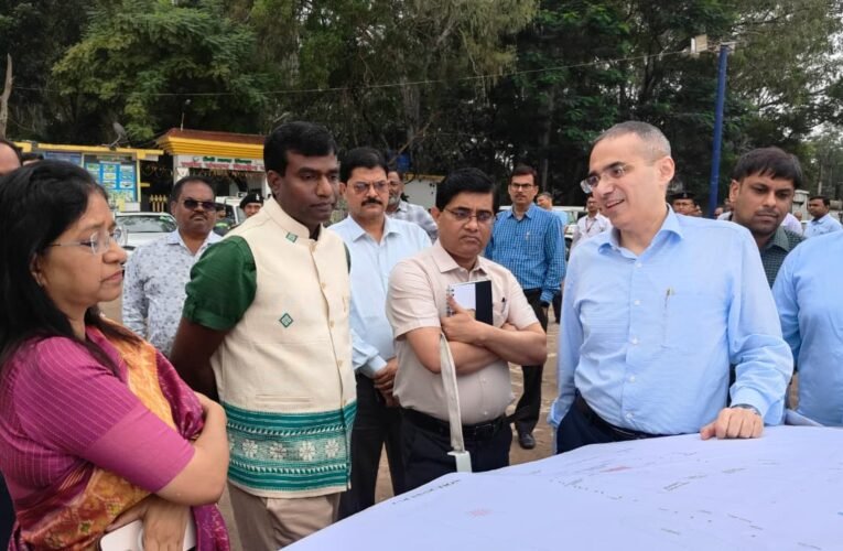25वां झारखंड राज्य स्थापना दिवस: तैयारियां जोरों पर, उच्चाधिकारियों ने किया मोरहाबादी मैदान का निरीक्षण