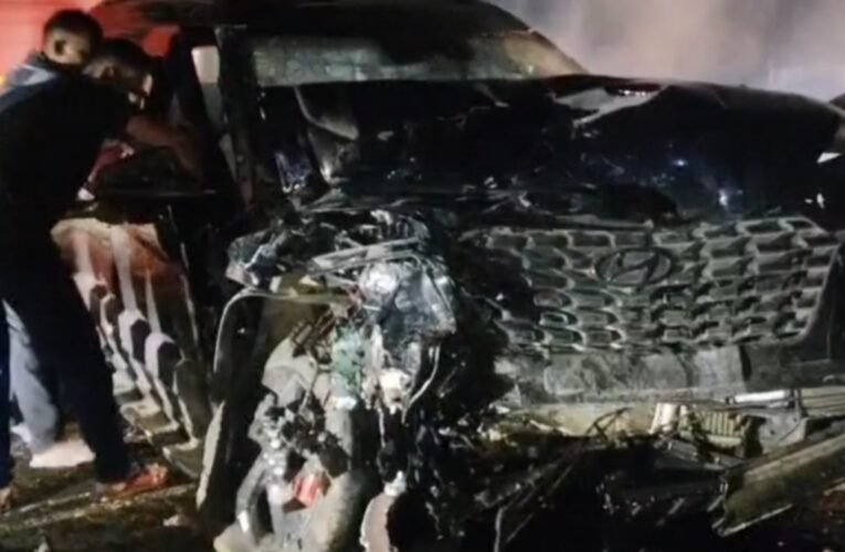 पलामू में स्कॉर्पियो और क्रेटा में आमने-सामने की जोरदार टक्कर, कई लोग घायल