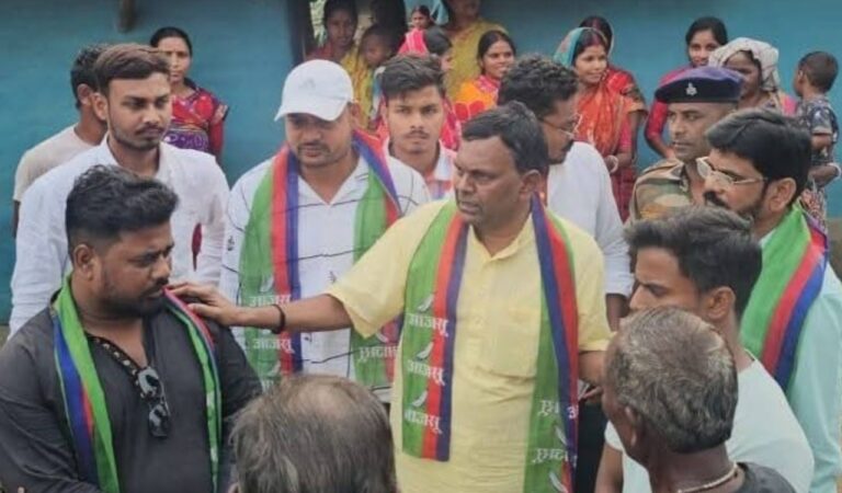 घाटशिला में झामुमो ने विकास नहीं किया, जनता को ठगा : लंबोदर महतो