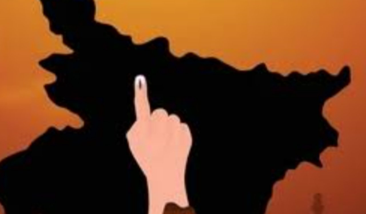 बिहार विधानसभा चुनाव 2025: पहले चरण का मतदान कल, 18 जिलों की 121 सीटों पर, NDA और महागठबंधन के बीच कांटे की टक्कर 4 20251105 093330