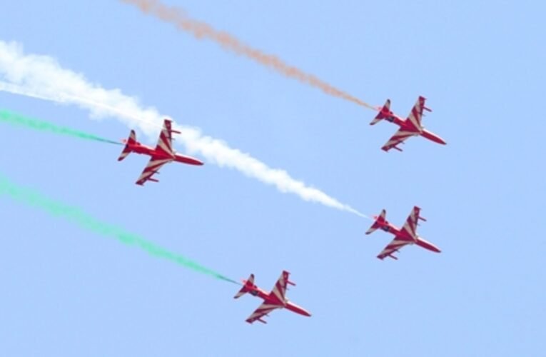 गुवाहाटी में पूर्वोत्तर का पहला पूर्ण एयर शो: राफेल-सुखोई के करतब, राजनाथ सिंह रहेंगे मौजूद