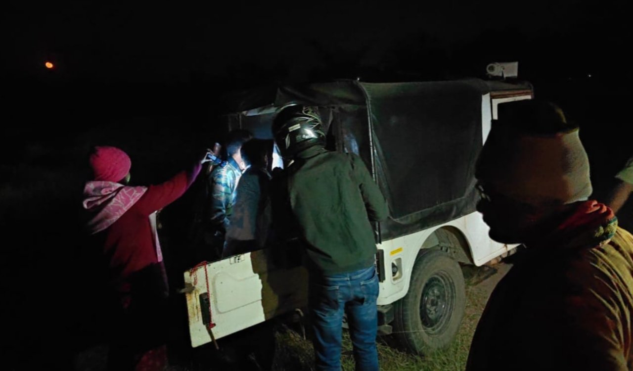 गरजा के पास बाइक दुर्घटना में एक की मौत, एक घायल, बाइक चालक संभवतः लापता 3 20251108 213740