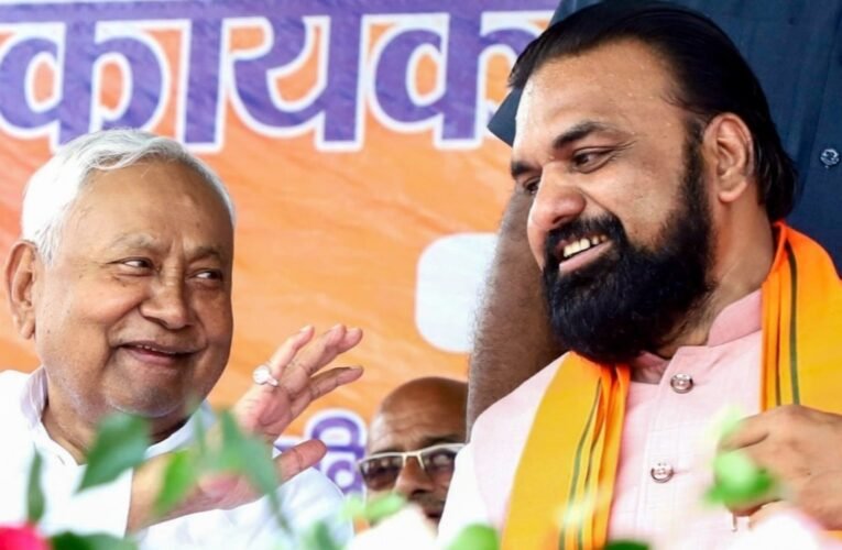 बिहार में नई सरकार गठन की कवायद तेज: नीतीश कुमार बने JDU विधायक दल के नेता, सम्राट चौधरी BJP के नेता