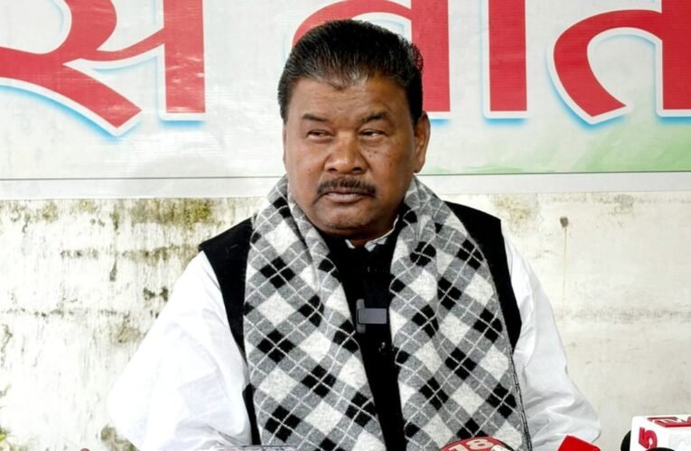 केंद्र सरकार झारखंड की हेमंत सरकार को आर्थिक रूप से झुकाने की कोशिश कर रही है : बंधु तिर्की