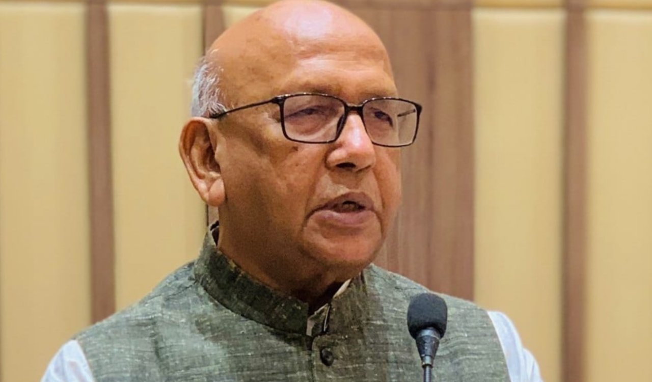 सरकार की दूसरी पाली की पहली वर्षगांठ पर सरयू राय का तीखा हमला: “मुख्यालय से उपलब्धियाँ घोषित होती रहेंगी, ज़मीन पर क़ब्रगाह बनती रहेगी” 4 20251128 222831