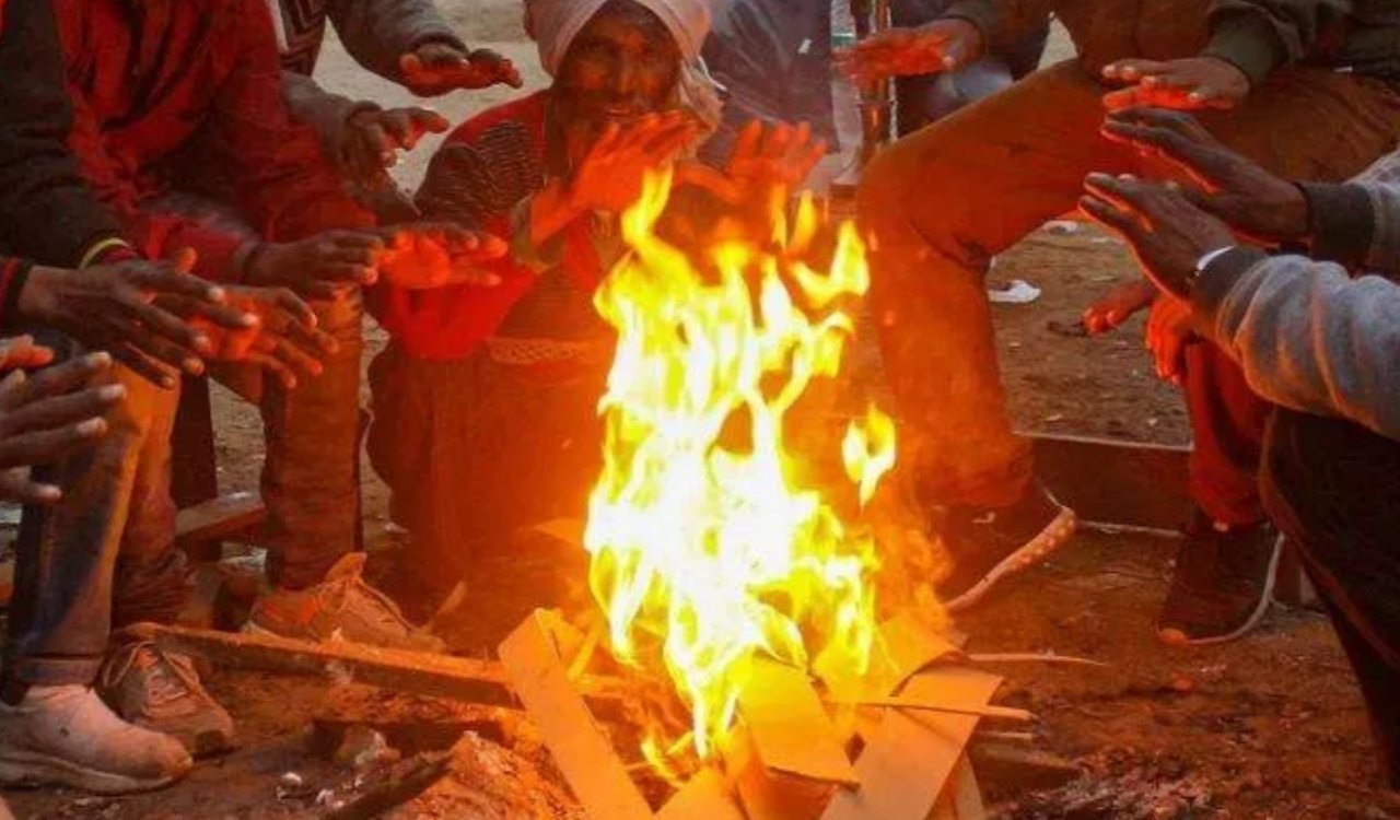 झारखंड में आज ठंड बढ़ेगी, सुबह कोहरे का अलर्ट, रांची समेत अधिकांश जिलों में तापमान में गिरावट 4 20251129 082709