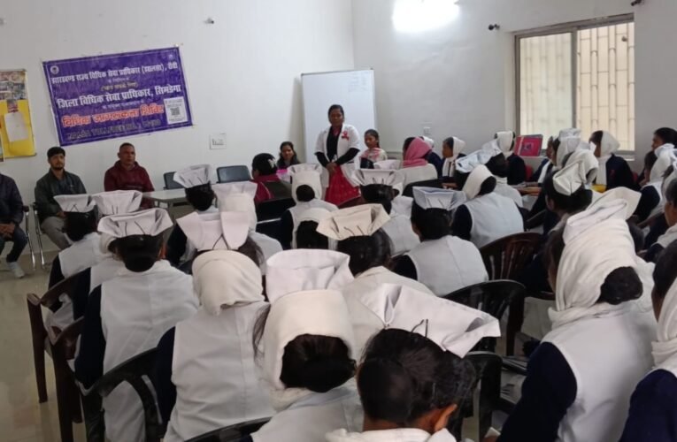 विश्व एड्स दिवस पर सिमडेगा में विधिक जागरूकता शिविर आयोजित, जागरूकता ही सबसे बड़ा बचाव;