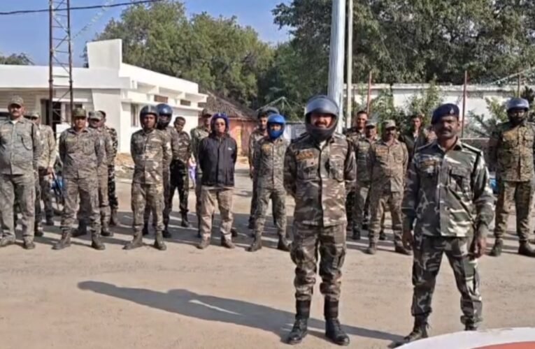 चतरा में चोरी की घटनाओं पर एसपी सख्त, एसपी ने कहा- घटना घटी तो थानेदार-जवान होंगे जिम्मेदार