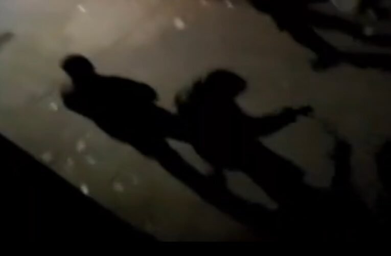 झारखंड: जमशेदपुर में पुलिस की बेरहमी से पिटाई का वीडियो वायरल, युवक तड़पता रहा, चिल्लाता रहा ‘अल्लाह बचाओ’