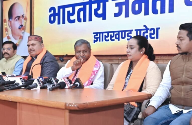 रिम्स परिसर में अवैध निर्माण पर बाबूलाल मरांडी का हेमंत सरकार पर तीखा हमला: भ्रष्ट तंत्र को ठहराया जिम्मेदार