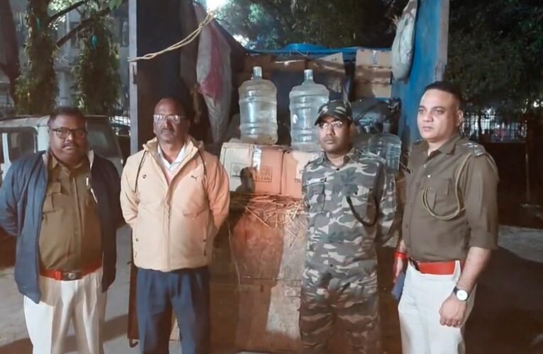 बिहार के बाजारों में जहर घोलने वाली धनबाद की अवैध शराब फैक्ट्री का बड़ा खुलासा!