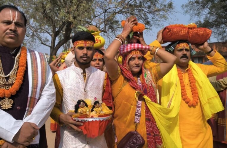 सिमडेगा : मदर टेरेसा कॉलेज ऑफ नर्सिंग में साप्ताहिक श्रीमद् भागवत कथा का भव्य शुभारंभ, 251 महिलाओं ने निकाली कलश यात्रा