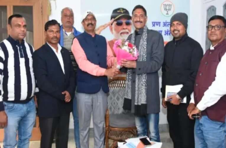 रांची के CRPF इंस्पेक्टर बिप्लब विश्वास ने KBC में जीता 1 करोड़ रुपये, अमिताभ बच्चन बने फैन