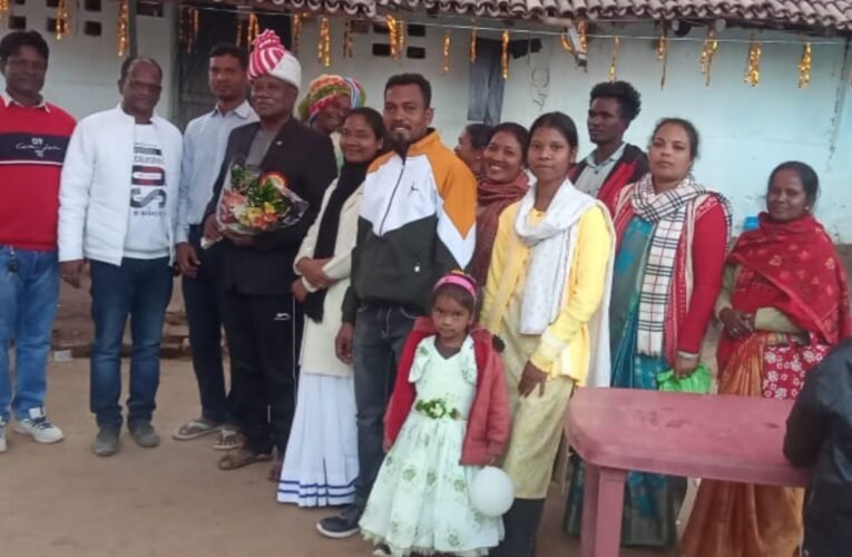 सिमडेगा के बैरटोली में ब्रदर अगुतुस केरकेट्टा की मिशनरीज ऑफ चैरिटी में 50 वर्षीय सेवा की सिल्वर जुबली धूमधाम से मनाई गई