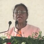 ऐतिहासिक पल: राष्ट्रपति द्रौपदी मुर्मू ने संथाली में गाया नेहोर प्रार्थना गीत, ओल चिकी लिपि के शताब्दी समारोह में उपस्थित लोग हुए मंत्रमुग्ध :देखे वीडियो Draupadi murmu