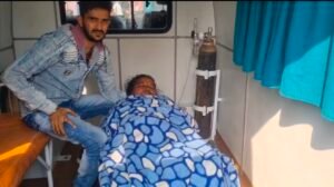 धनबादः बीसीसीएल की केंदुआडीह कोलियरी से जहरीली गैस रिसाव, सैकड़ों बीमार; ग्रामीणों ने धनबाद-रांची मुख्य मार्ग जाम किया 7 Screenshot 20251204 132721