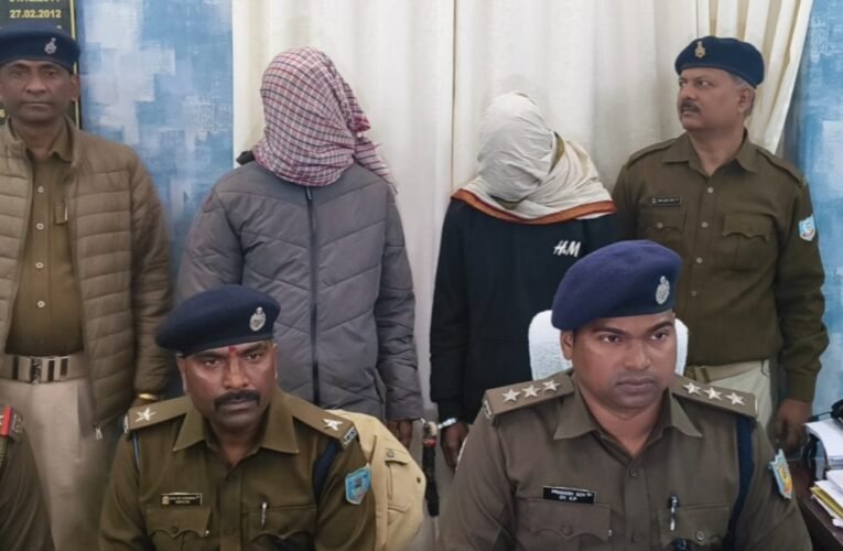 रांची पुलिस की बड़ी कार्रवाई: गांजा तस्करी के मामले में दो गिरफ्तार, 1 किलो से अधिक गांजा और 2.71 लाख रुपये नकद बरामद