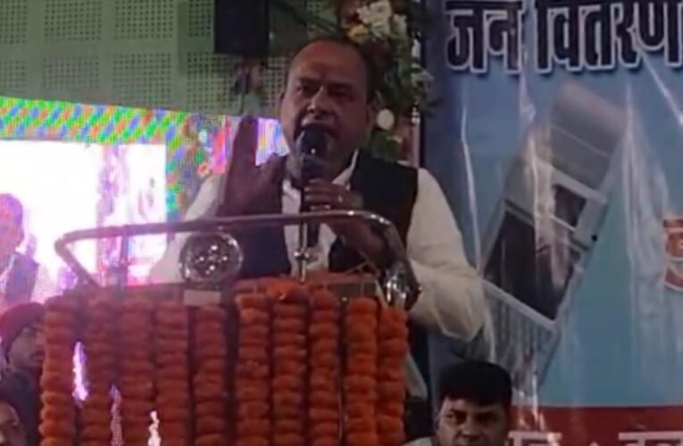 झारखंड: जन वितरण दुकानदारों को मिली 4G ई-पॉस मशीन, मंत्री इरफान अंसारी ने कहा- आधा किलो अनाज काटना पाप नहीं, सुनिए क्या कहा मंत्रीजी ने