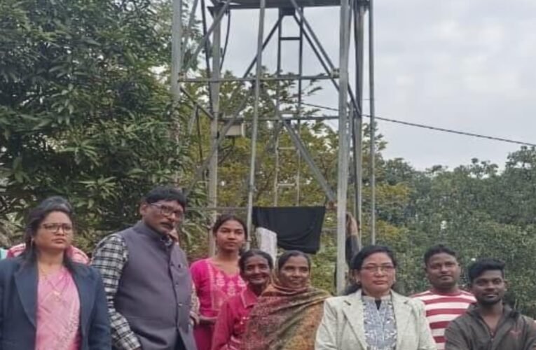 सिमडेगा में जलमीनार बना सफेद हाथी: ग्रामीण बूंद-बूंद पानी को तरस रहे