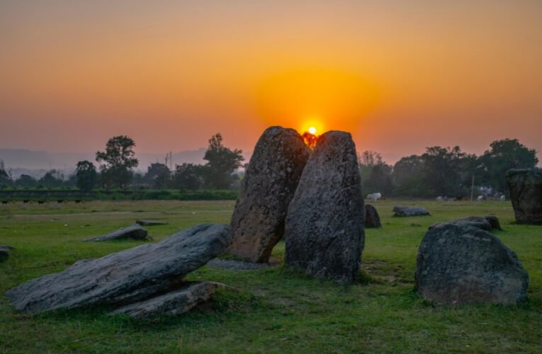 झारखंड के मेगालिथ अब वैश्विक पटल पर: स्टोनहेंज जैसी प्राचीन विरासत को दिलाएंगे विश्व मान्यता, CM हेमंत सोरेन की दावोस-यूके यात्रा में होगा प्रमुख प्रस्तुति
