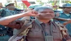 चाईबासा : झारखंड पुलिस और सीआरपीएफ के साथ मुठभेड़ मे एक दर्जन से अधिक नक्सली मारे गए। एक करोड़ का इनामी नक्सली अनल भी मारा गया। 12 20260122 145452