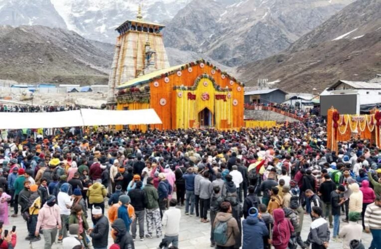 श्री बदरीनाथ-केदारनाथ मंदिर समिति ने गैर-हिंदुओं के प्रवेश पर रोक की तैयारी की शुरू; क्या सिख, बौद्ध और जैन को भी नहीं मिलेगी एंट्री! 61 20260126 193554