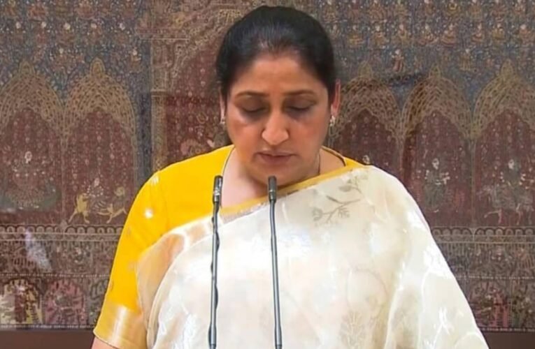 दिवंगत अजित पवार की पत्नी सुनेत्रा पवार बनीं महाराष्ट्र की पहली महिला डिप्टी सीएम; शपथ ग्रहण के साथ लिखी नई राजनीतिक इतिहास