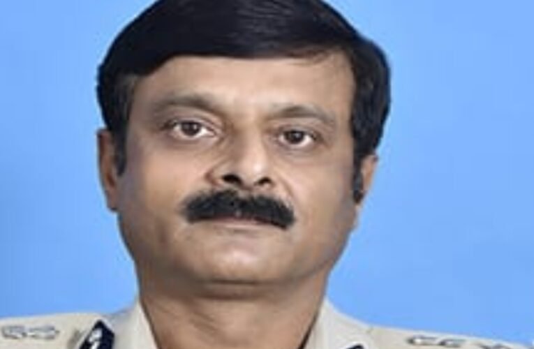 रांची के पूर्व क्रिकेटर और मल्टी-टैलेंटेड अधिकारी राजेश कुमार बने सीआरपीएफ में इंस्पेक्टर जनरल (आईजी)