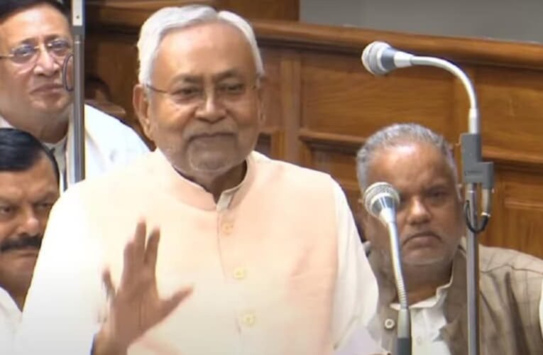 बिहार के वित्त मंत्री विजेंद्र प्रसाद यादव ने विधानसभा में किया पेश, 3.47 लाख करोड़ रुपए का अब तक का सबसे बड़ा बजट!